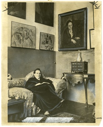 Sten in her home, Paris c.1910