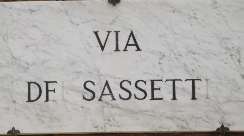 street sign for VIa de Sassetti